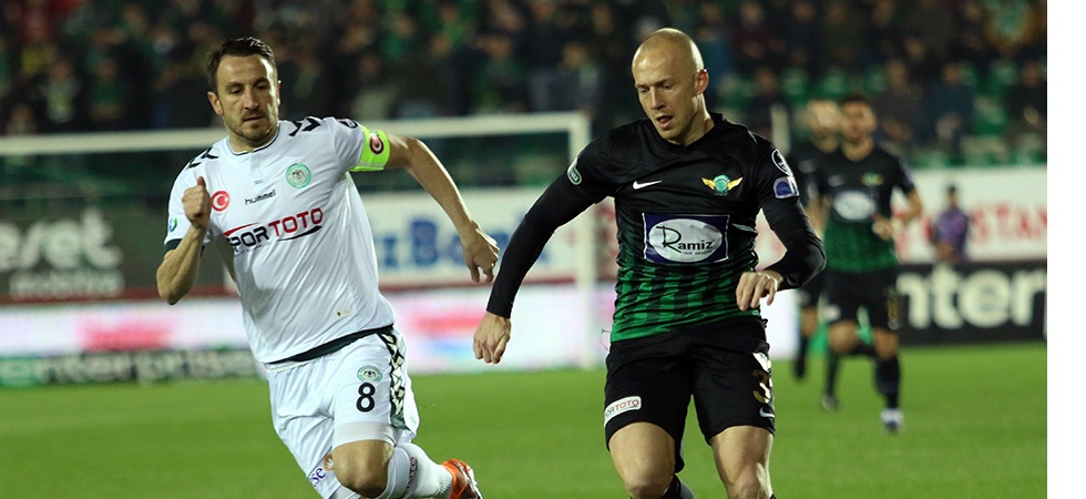 Akhisarspor kazandı Konyaspor'u ateşe attı!