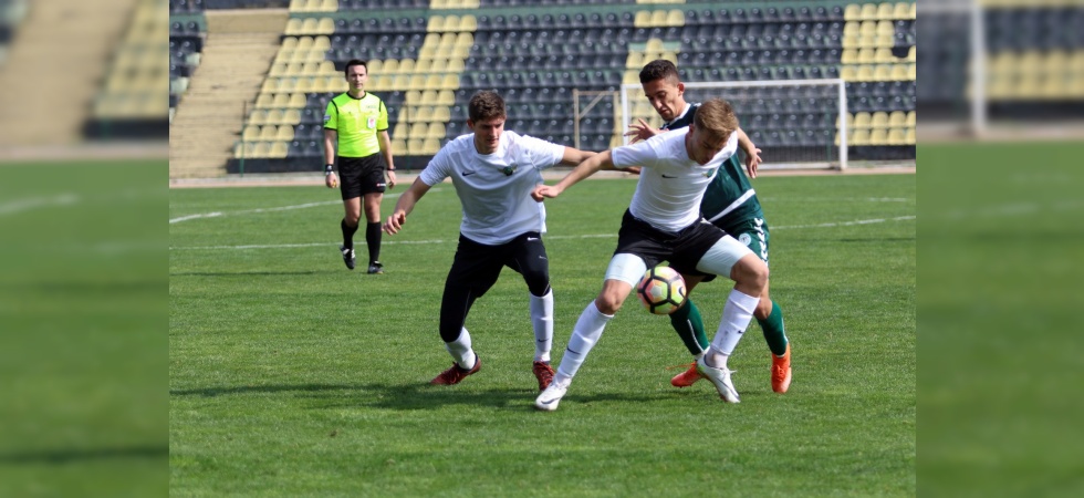 Akhisarspor'un Gençleri Konya’yı 5-4'le Geçti