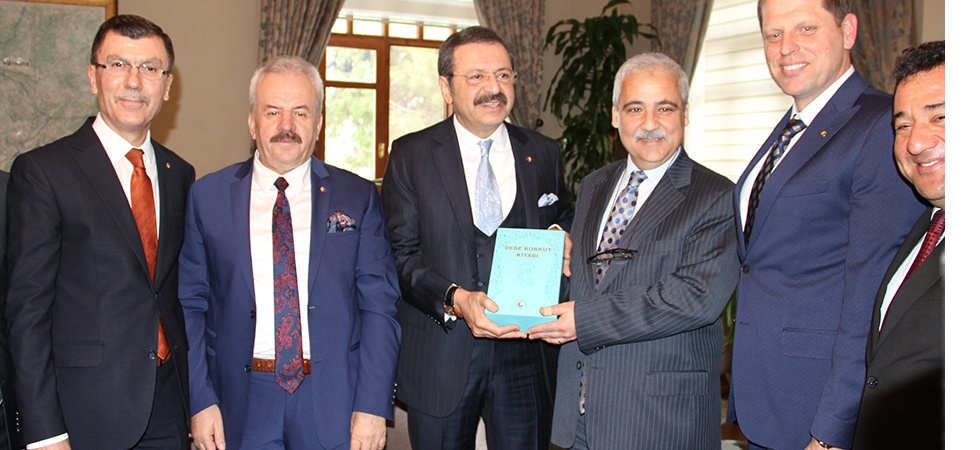 "Dede Korkut Hikayelerinin Orijinal Nüshaları Bizde Değil"