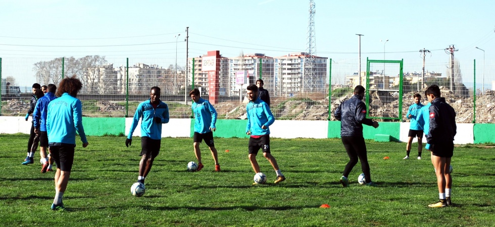 Salihli Belediyespor BAL’a Kenetlendi