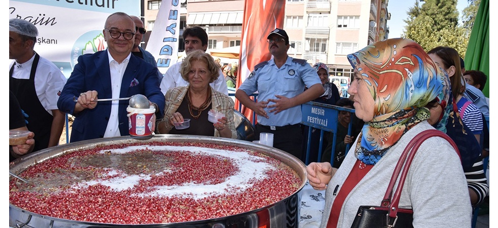 Manisa'da Geleneksel Aşure Günleri Başladı