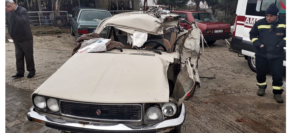 Manisa'da trafik kazası: 1 ölü, 6 yaralı