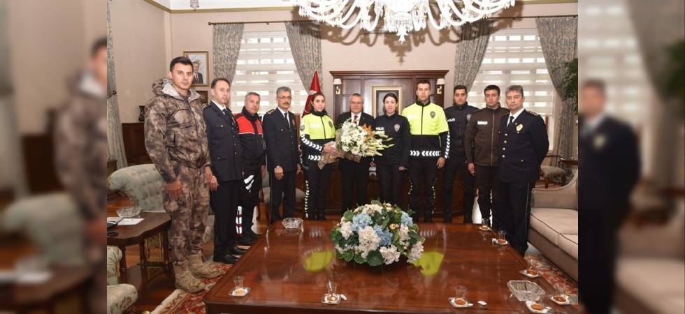 Vali Deniz polis teşkilatını ağırladı