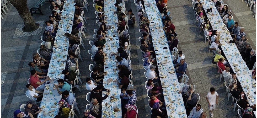 Turgutlu Belediyesinden büyük iftar sofrasına davet