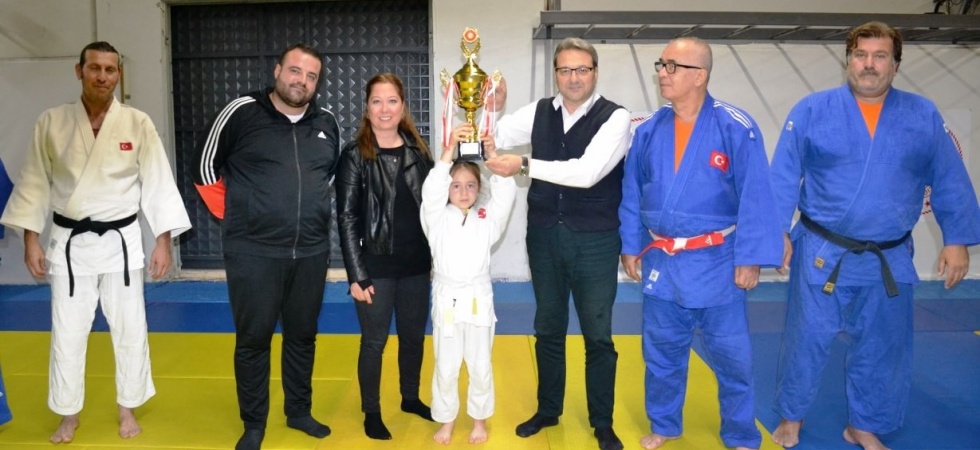 Şampiyon judoculara tebrik ziyareti