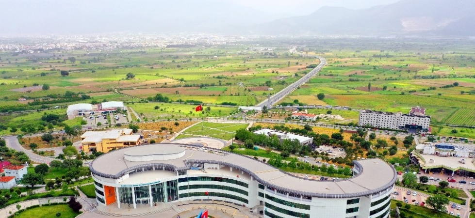 manisa celal bayar universitesi rektorlugu nden asilsiz haberlerle ilgili aciklama