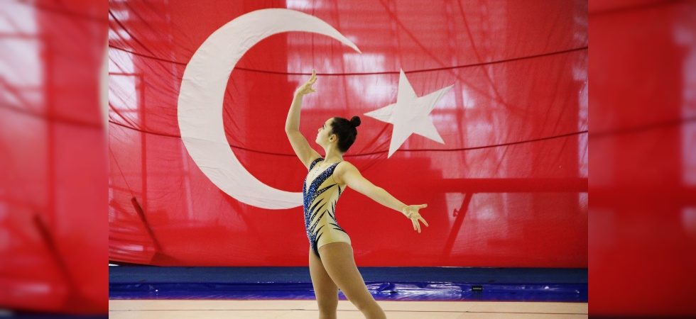 Aerobik Cimnastik Türkiye Şampiyonası Manisa’da başladı