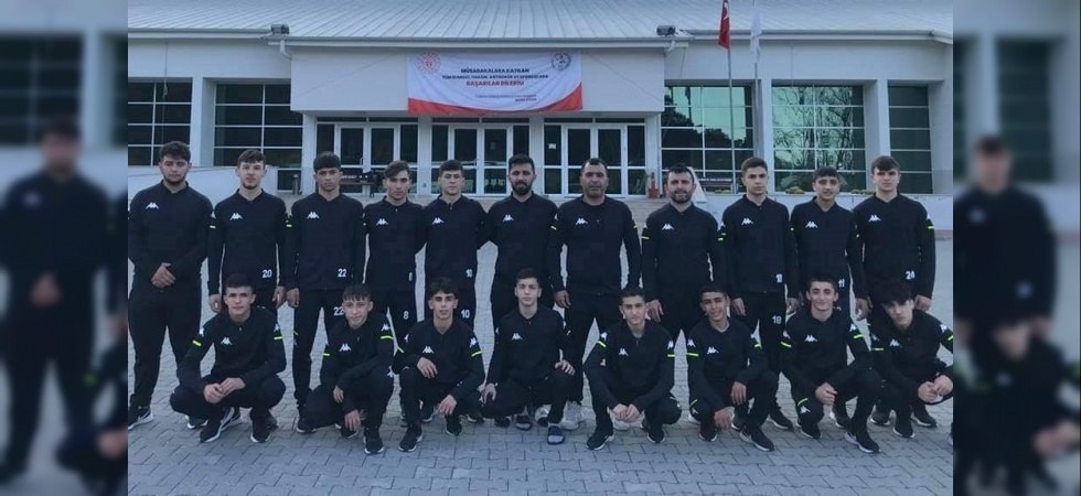 Manisa Güreş Eğitim Merkezi Antalya’da Türkiye Şampiyonu oldu