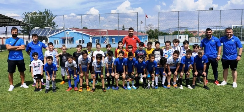 Yunusemre Altyapı Futbol Festivali sona erdi