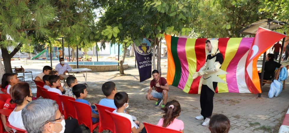 Turgutlu Belediyesi çocukları tiyatroyla buluşturdu