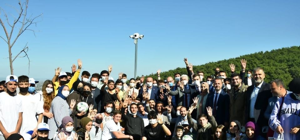 Cumhurbaşkanı Erdoğan Manisalı gençlere telefonla bağlandı