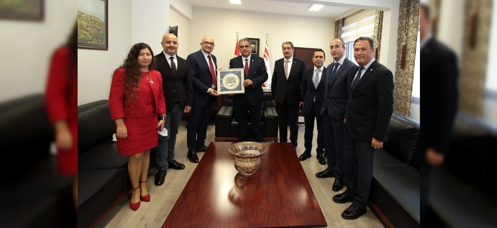 Manisa CBÜ Rektörü Prof. Dr. Ataç KKTC Başbakanı Sucuoğlu ile buluştu