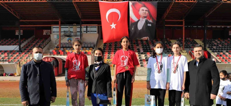 Turgutlu’da gençler Atatürk için koştu