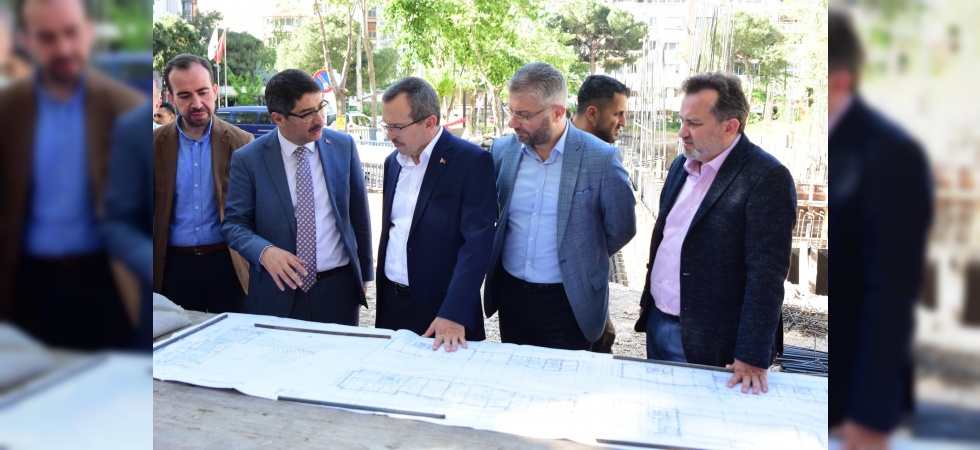 AK Parti’li aydemir ve Başkan Çelik Şehzadeler’deki yatırımları yerinde inceledi