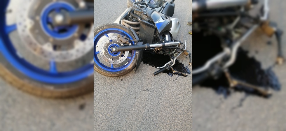 Kontrolden çıkan motosiklet devrildi: 1’i ağır 2 yaralı