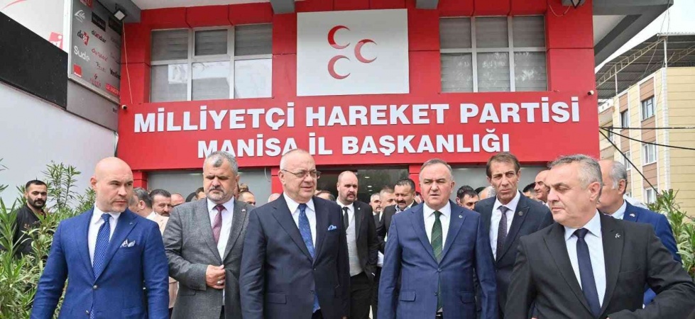 Başkan Ergün, MHP’nin bayramlaşmasında partililerle buluştu