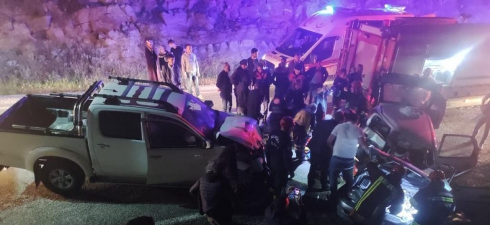 Manisa’da trafik kazası: 2’si çocuk 5 yaralı