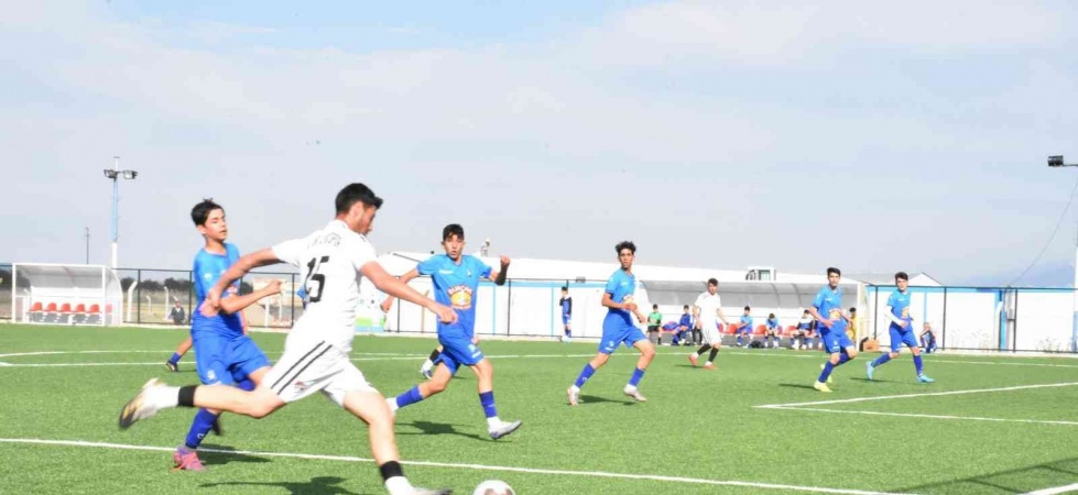 Şehzadeler Belediyesi 19 Mayıs’ta Samet Algu Futbol Turnuvası düzenledi