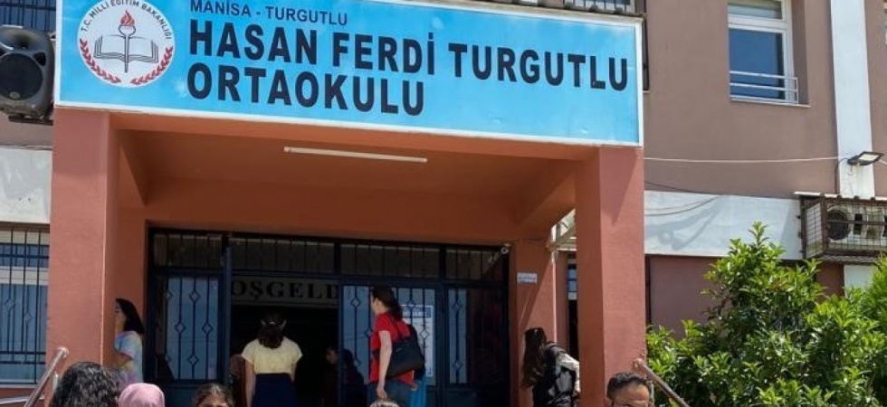Turgutlu’da okullardan 600 kilogram atık pil toplandı