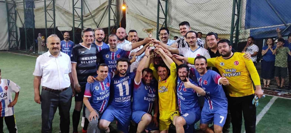 Kaymakamlık Kupasının sahibi Rahmanlar İlkokulu oldu