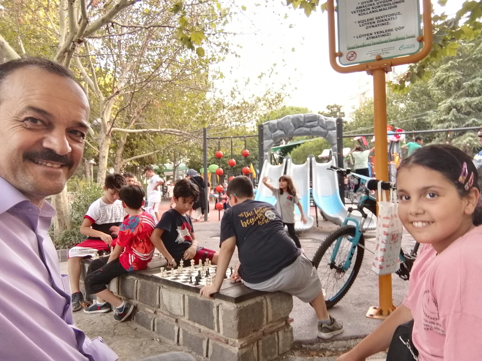Manisa'da "Sokakta Satranç Var" Projesi Yapıldı