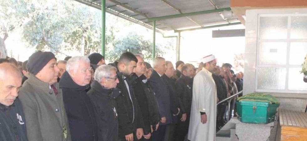 Hatay’da enkaz altında vefat eden Turgutlulu esnaf toprağa verildi