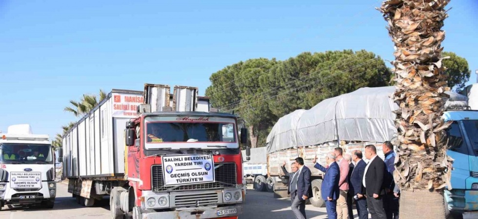 Salihli Belediyesi’nden deprem bölgesine 6 tır yardım