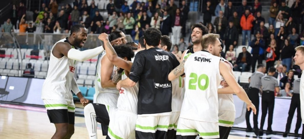 Türkiye Basketbol Süper Ligi: Manisa Büyükşehir Belediyespor: 82 - Tofaş: 76