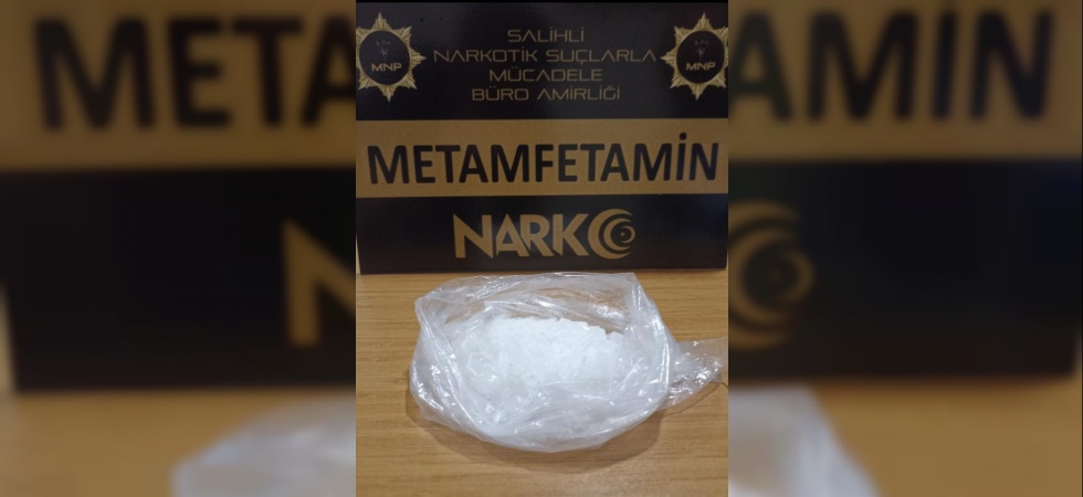 Manisa’da şüpheli araçtan metamfetamin çıktı: 3 tutuklama