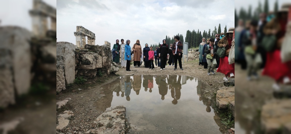 Manisalı fotoğrafçılar Pamukkale’de eğitim aldı