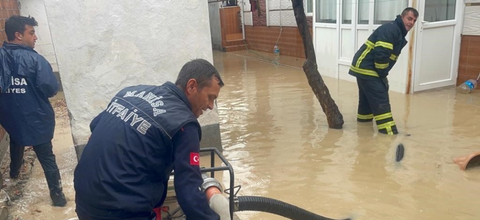 Su baskınlarına itfaiye ve MASKİ’den anında müdahale