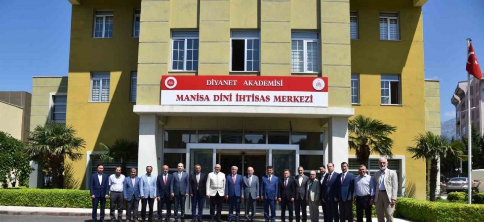 "Diyanet Akademisi Aday Din Görevlileri" eğitime başladı