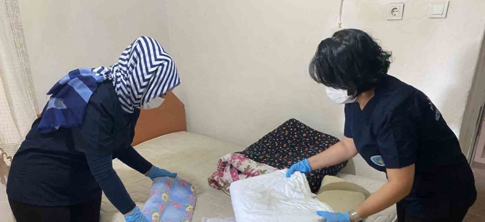 Alaşehir’de evde bakım hizmeti yüzleri güldürüyor