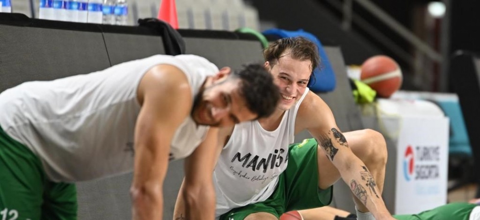 Manisa BBSK Basketbol Takımı hazırlıklarını sürdürüyor