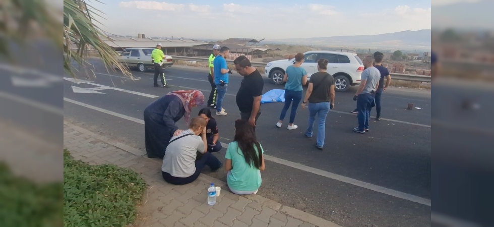 Manisa’da otomobilin çarptığı yaşlı kadın öldü