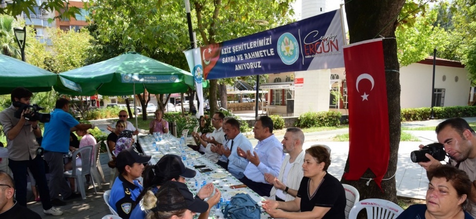 Manisalı şehitler dualarla anıldı