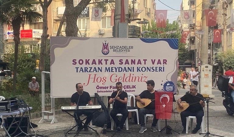 Şehzadeler’in sokaklarında sanat var