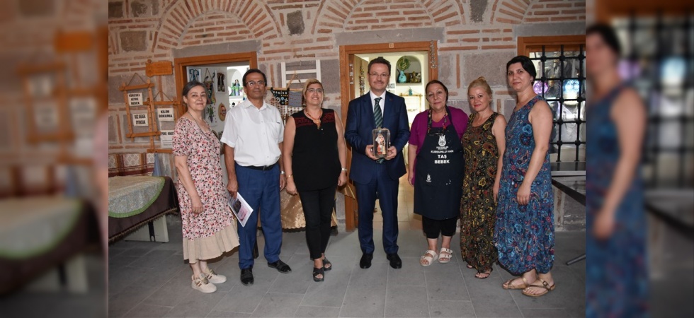 Vali Ünlü, tarihi Kurşunlu Hanı gezdi
