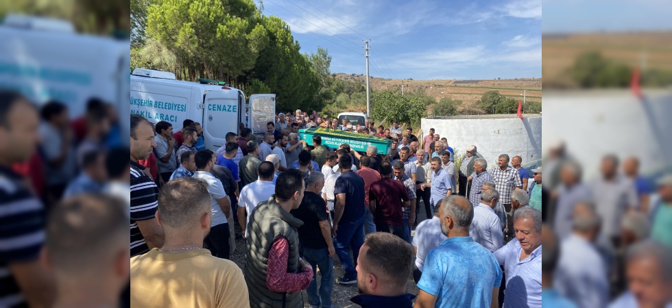 Kazada hayatını kaybeden iki liseli toprağa verildi