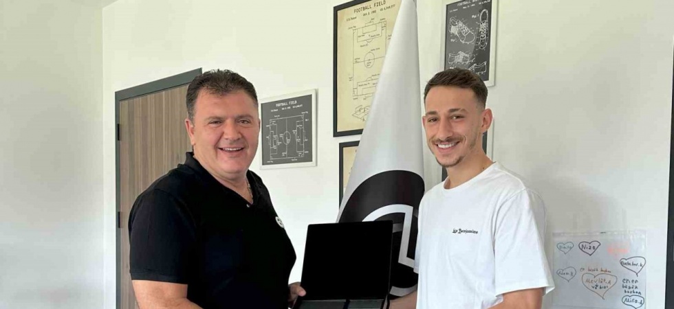 Manisa FK’dan Aliağa FK’ya transfer olan Mehmet Uysal’a teşekkür
