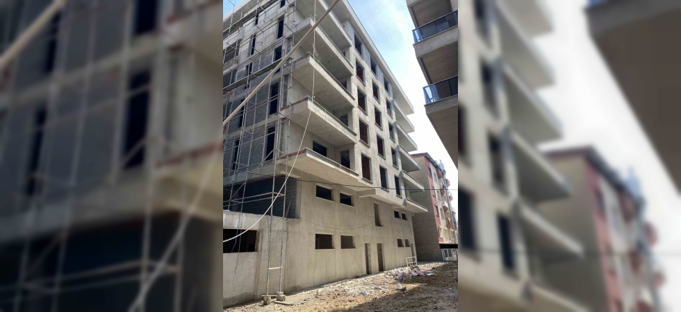 Manisa’da genç öğrenci çalıştığı inşaattan düşerek öldü