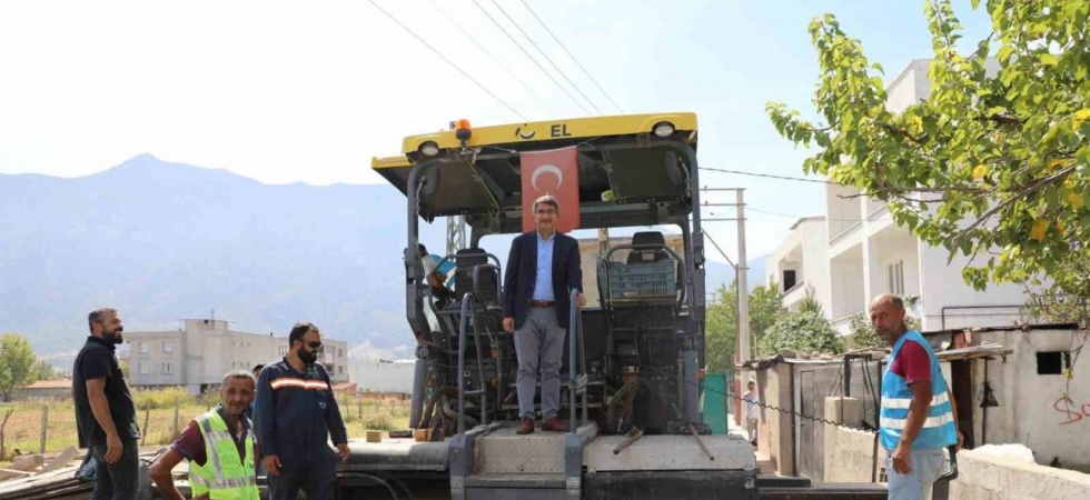 Şehzadeler Belediyesi’nden dört mahalleye 7 milyonluk hizmet