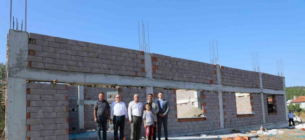 Şehzadeler’de çok amaçlı salon inşaatı yükseliyor