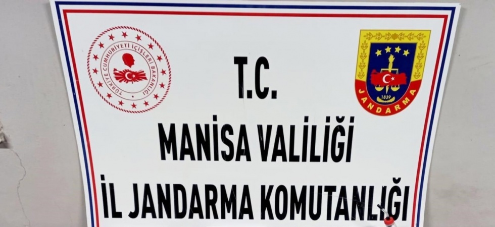 Uyuşturucu baskınında 8 adet ruhsatsız tabanca ele gçeirildi