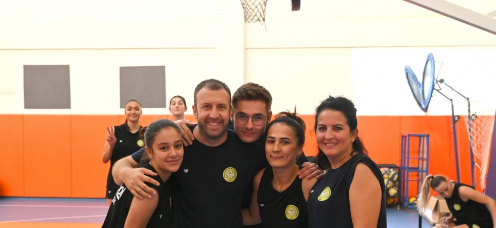 Voleybol Başantrenörü Doğançay yeni sezon hazırlıklarını değerlendirdi