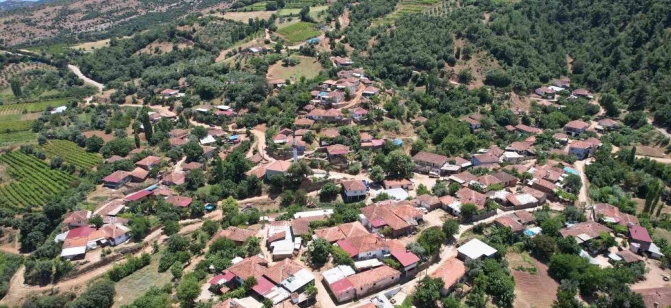 Yağmurlar Mahallesi’nde 13 milyonluk yatırımında üstyapı başladı