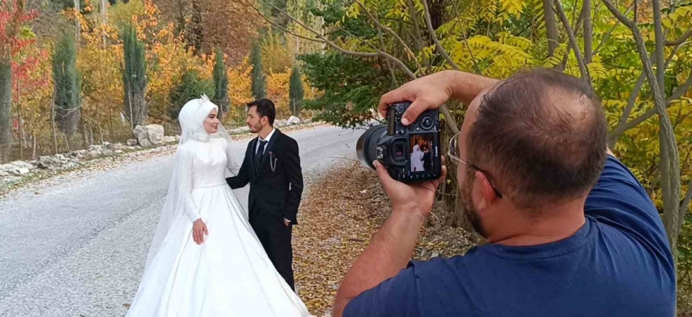 Evlenecek çiftler düğün fotoğrafları için Spil’i tercih ediyor
