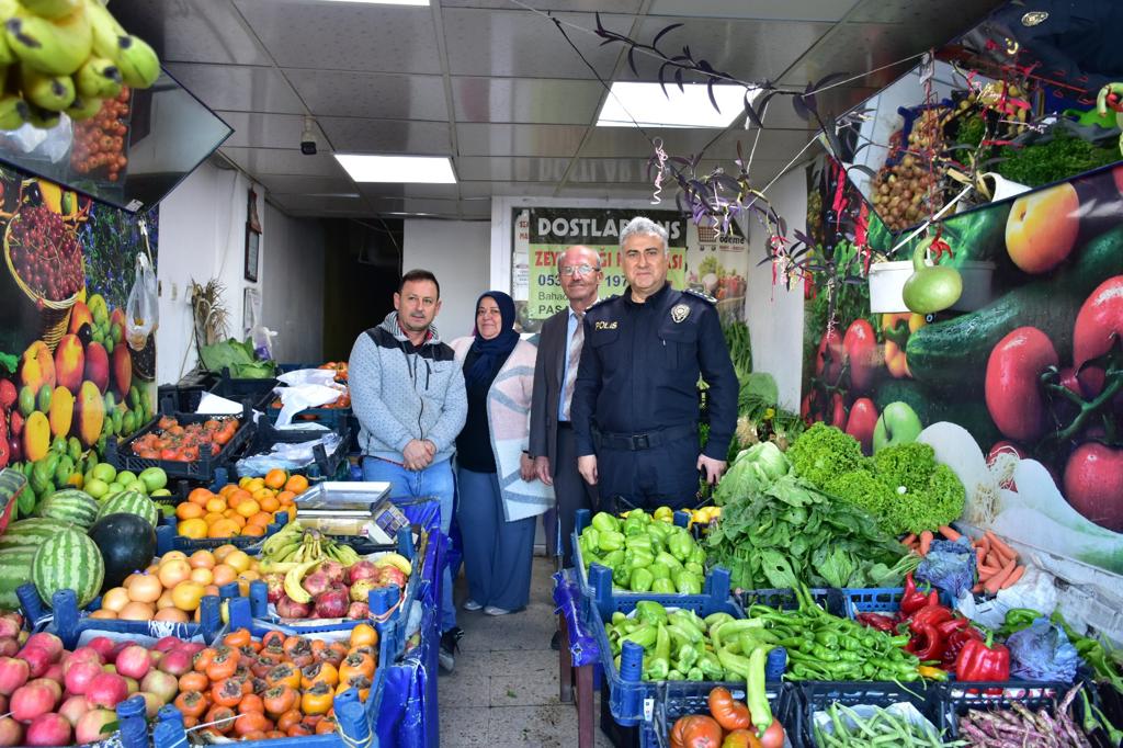 Aktaş Arda Mahallesini Ziyaret Etti