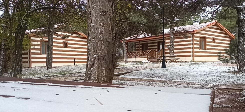 Manisa’ya mevsimin ilk karı düştü