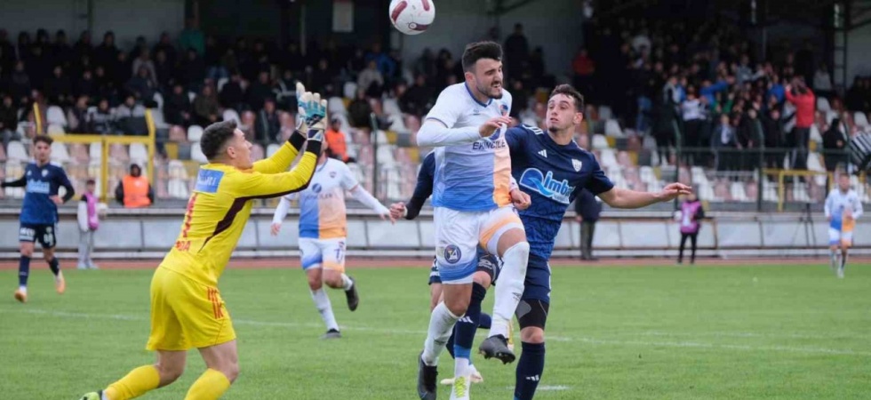 TFF 2. Lig: Somaspor: 1- İskenderunspor: 3